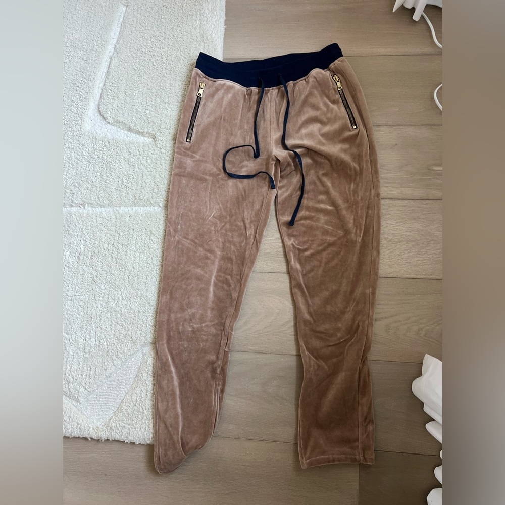 100% Authentic - LIKE NEW- FiveSeventyFive sweatpants XL